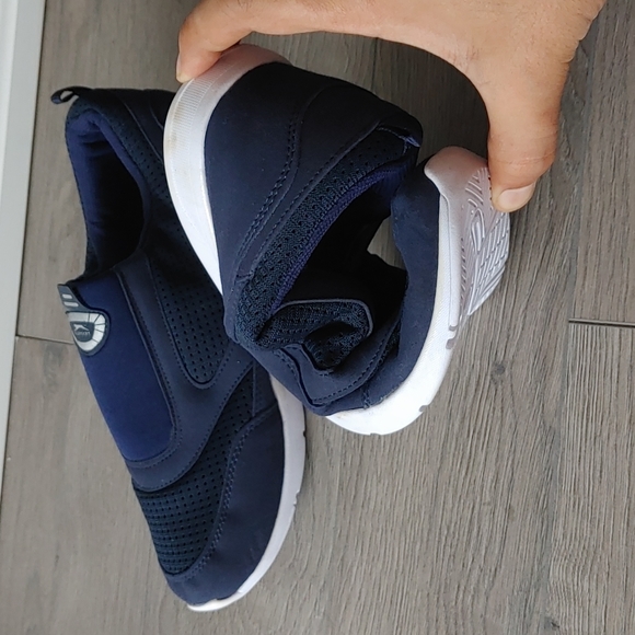 Slip on shoes - Picture 2 of 4